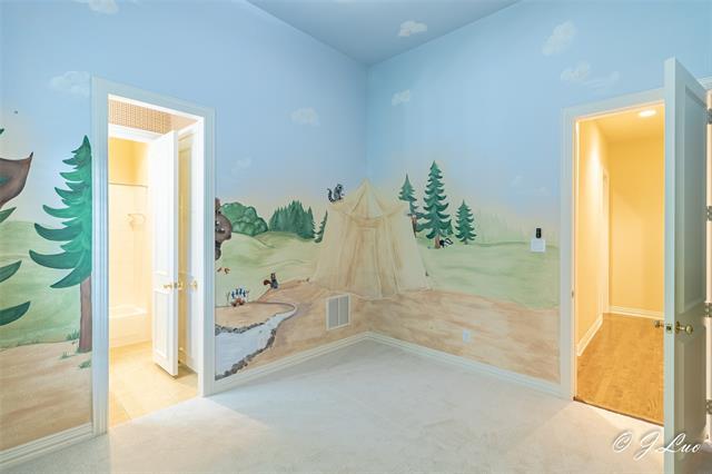 Building Photo - 1053 Sir Lancelot Cir
