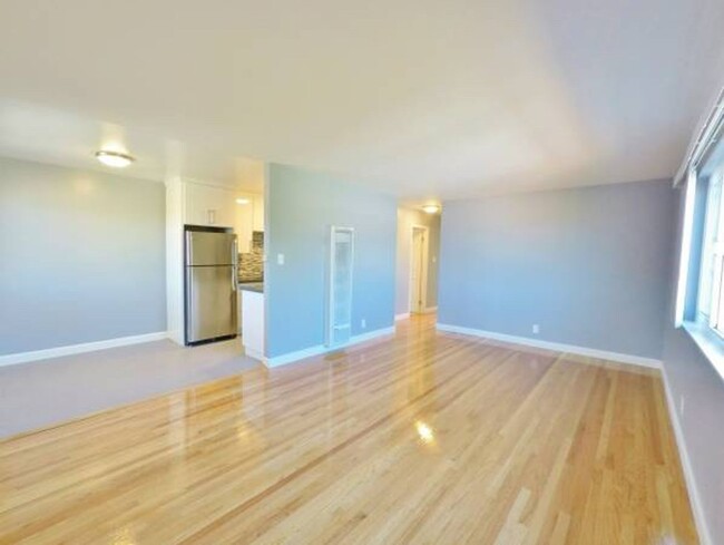 Building Photo - Spacious 2BR Apartment – Near El Cerrito D...