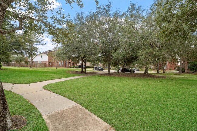 Building Photo - 13909 Stonewood Ct