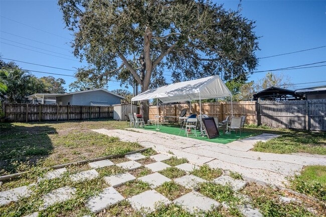 Building Photo - 6480 34th Terrace N