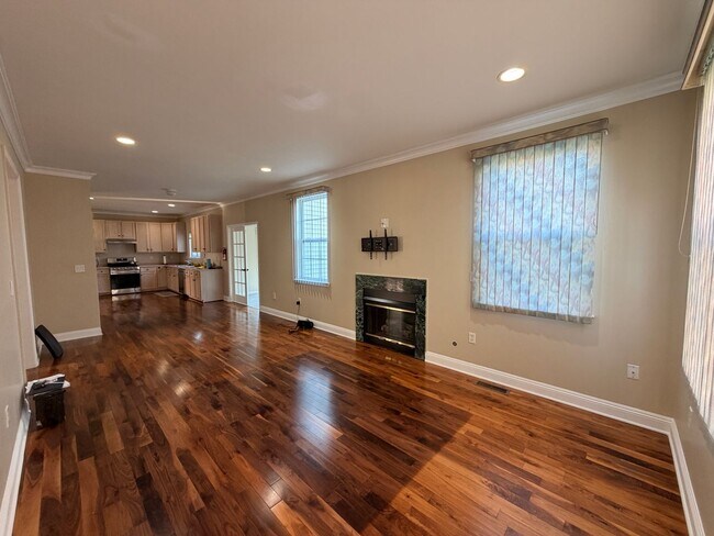 Building Photo - 87 Timberhill Dr