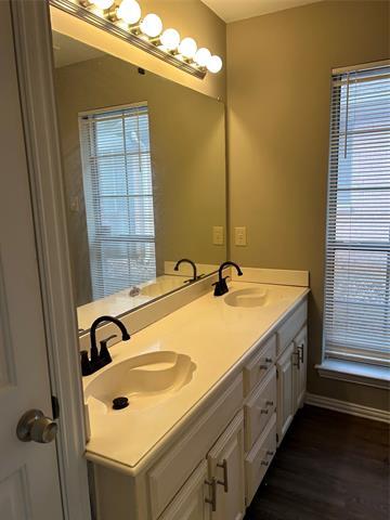 Building Photo - 6550 Trammel Dr