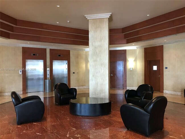 Building Photo - 7900 Harbor Island Dr