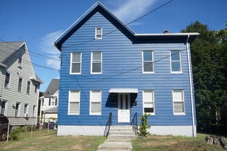 Building Photo - 14 Holbrook St
