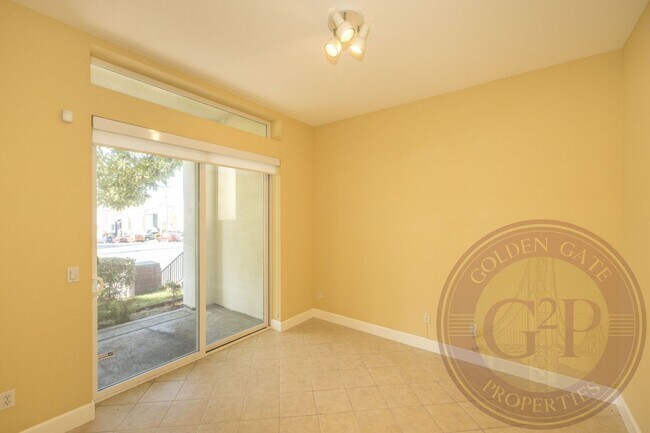Building Photo - Sunset - 3 BR, 3.5 BA Townhouse 2,225 Sq. Ft. - 3D Virtual Tour, 2 Car Garage