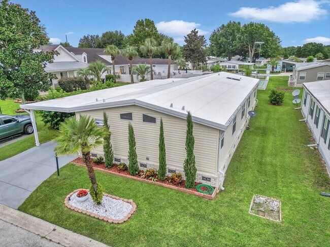 Building Photo - 5839 SW 59th St