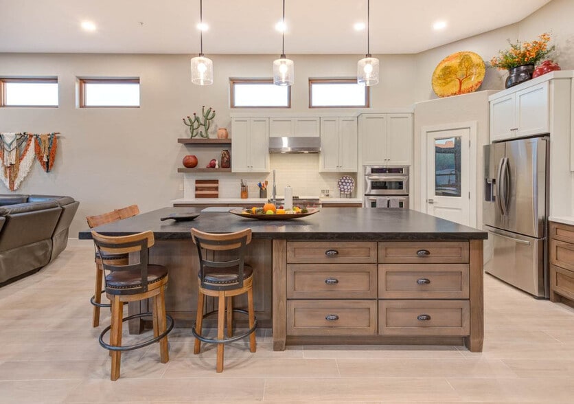 Building Photo - 7970 E Las Piedras Way