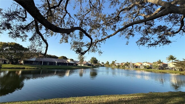 Building Photo - 223 Lakeside Cir