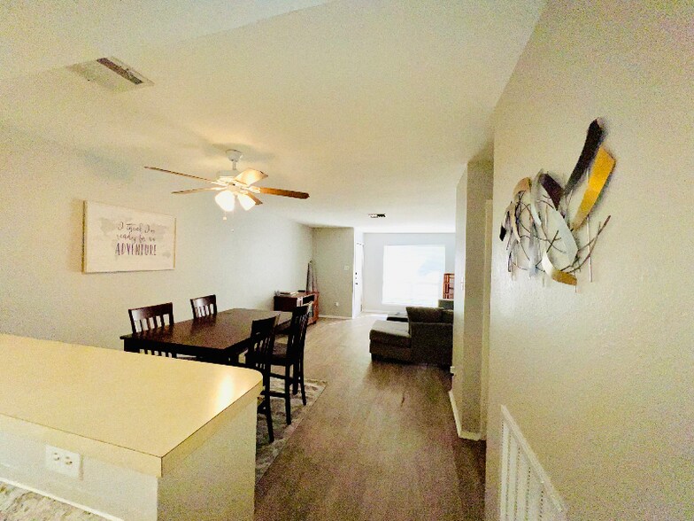 Building Photo - 7205 Timbercreek Dr