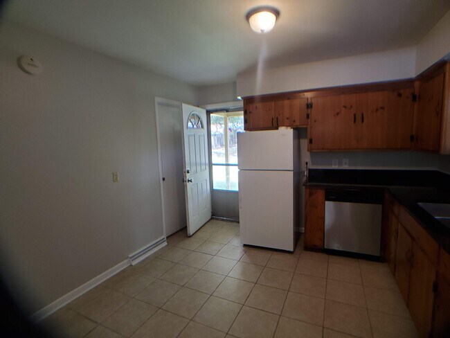 Kitchen - 1302 Hudson Avenue