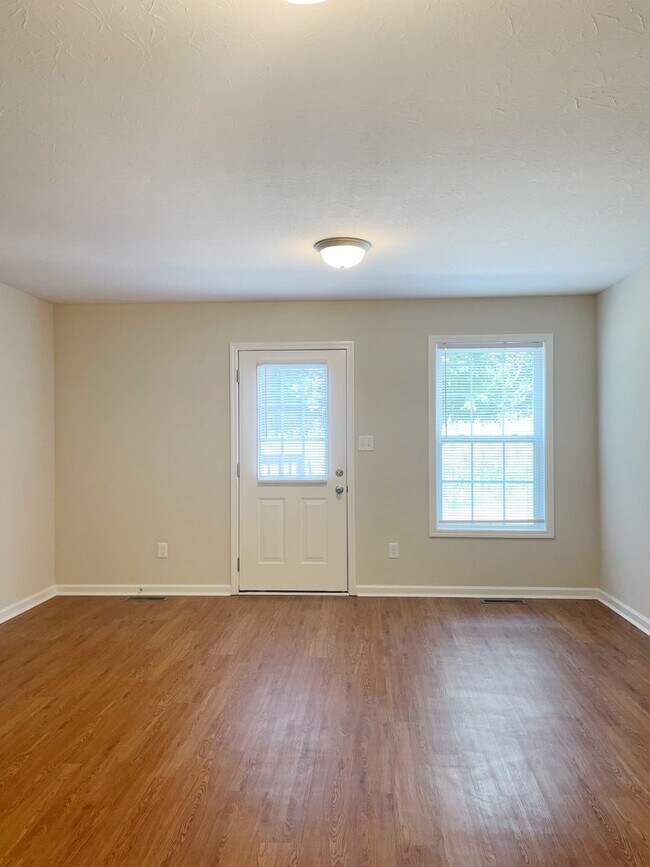 Building Photo - Upper Stone Apartments