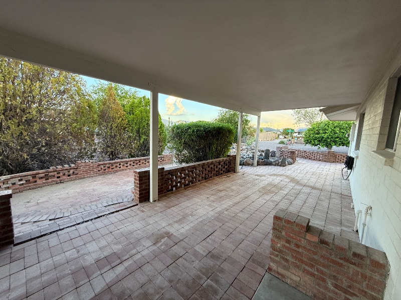 Building Photo - 10325 W Cameo Dr