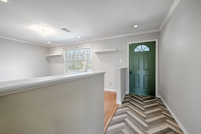 Building Photo - GEM!  Beautiful Upgrades & Move In Ready!