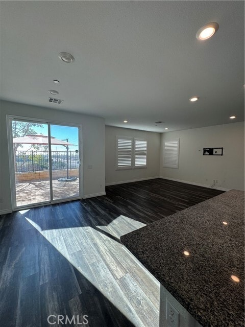 Building Photo - 2388 Yasamin Pl