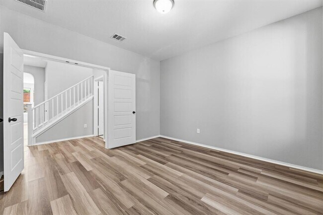 Building Photo - 7221 Kilday Cv
