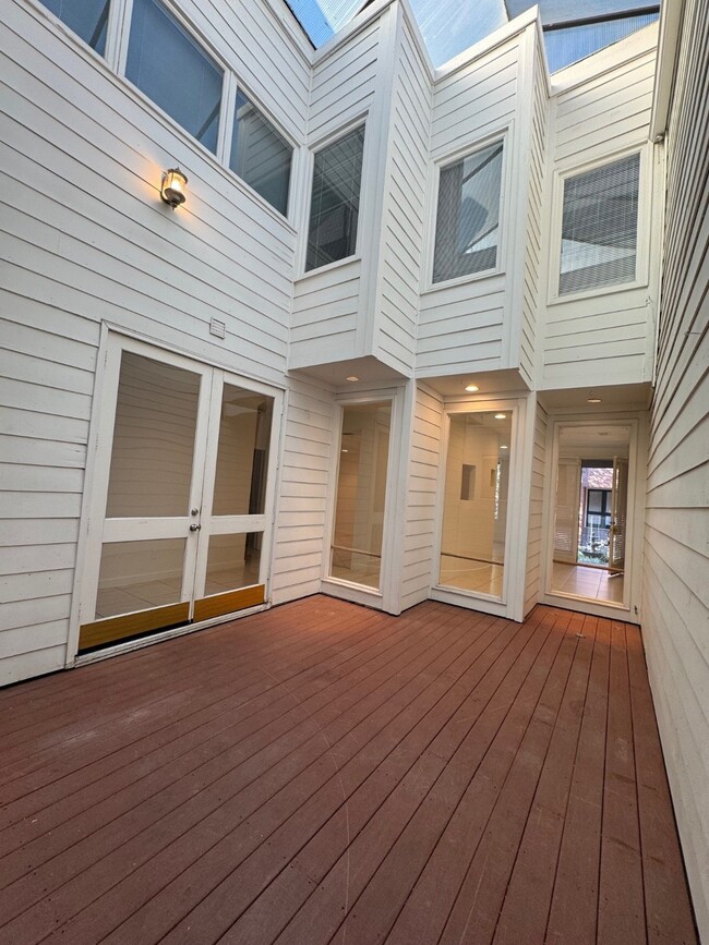 Building Photo - 11842 Taylorcrest Rd