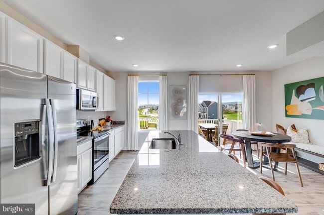 Building Photo - 1360 Red Clover Ln