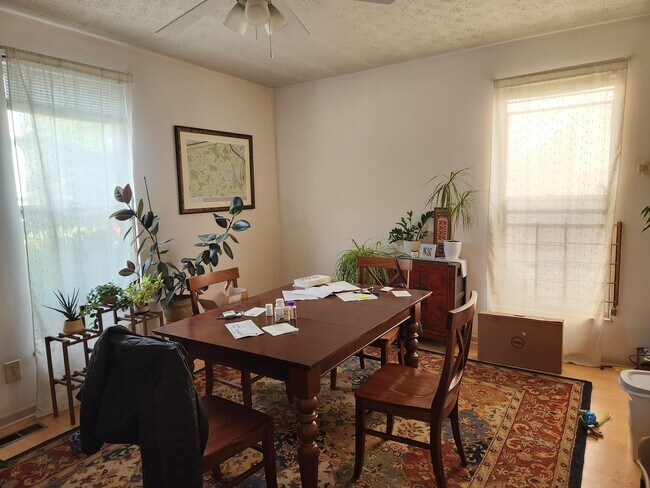 Dining Room - 224 W 3rd Ave