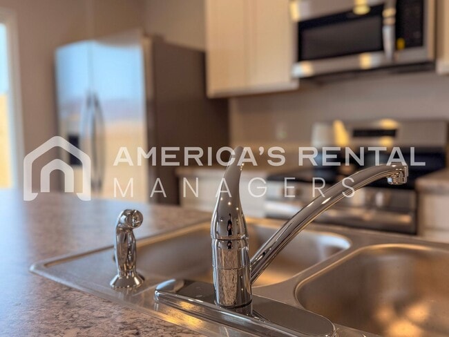 Building Photo - MOVE IN SPECIAL!! New Construction Townhome on Driftwood Lane for Rent! Sign a 13-month lease by ...