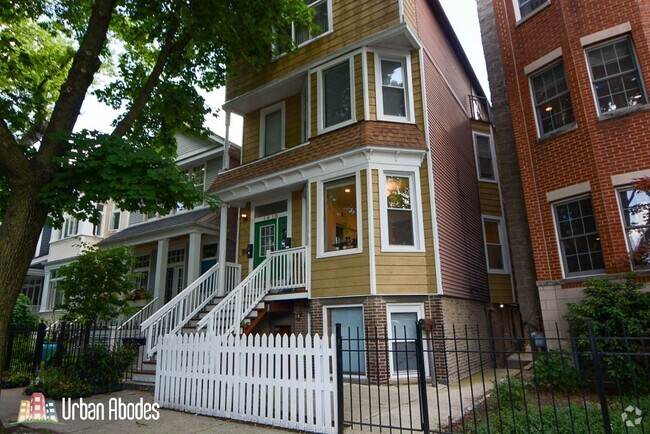 Building Photo - 1416 W Wolfram St