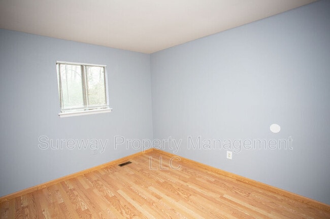 Building Photo - 22 Hamal Ct