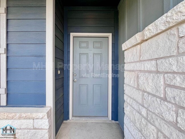 Building Photo - 4105 Paddock Trl