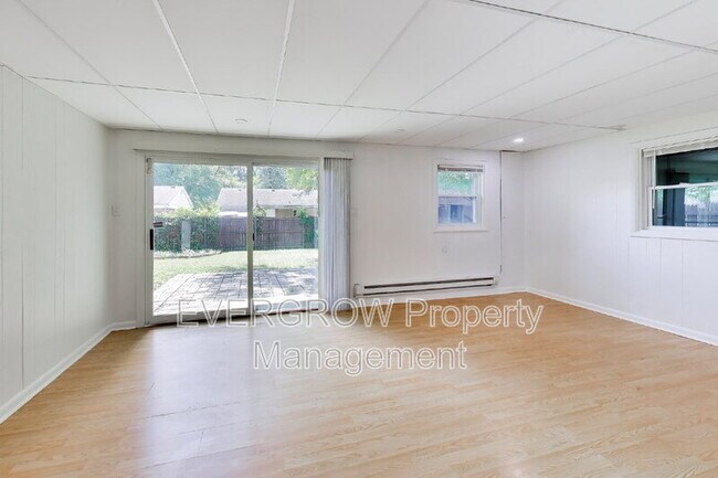 Building Photo - 7239 E 34th Pl