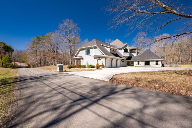 Building Photo - 171 Greendale Ln