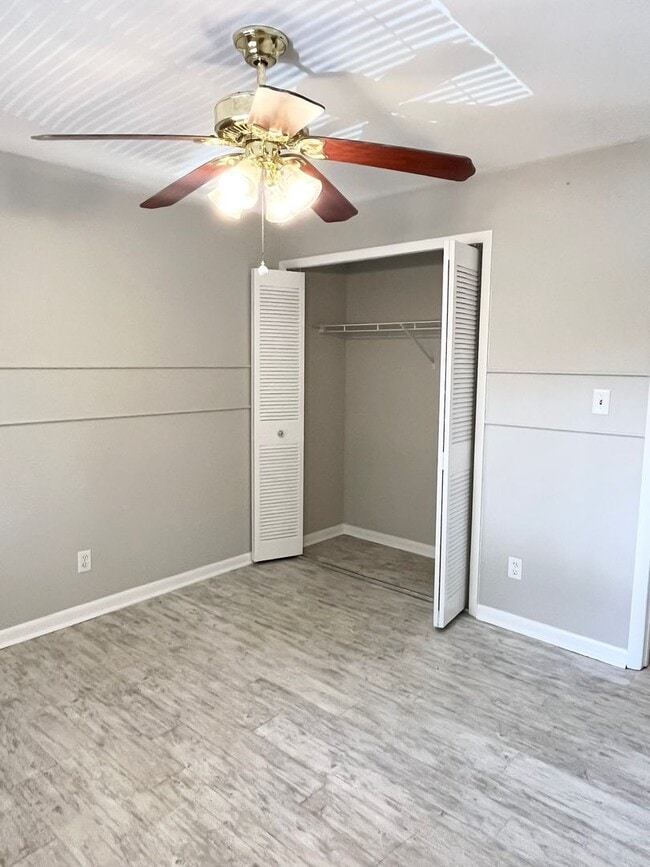 Building Photo - Two Bed, Two Bath Condo at Windsor Crossing