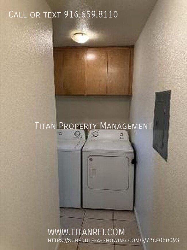 Building Photo - Sacramento Two Bed Apartment- Managed by T...