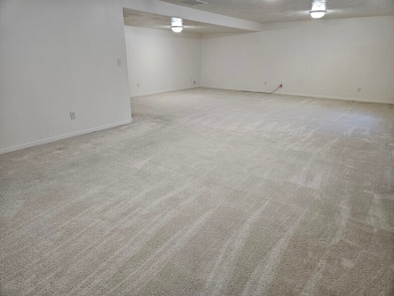 Building Photo - 1285 Jackson Dr