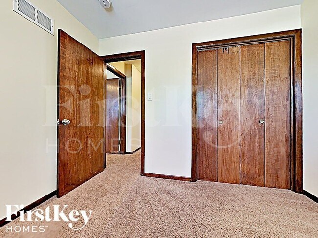 Building Photo - 22600 Amy Dr