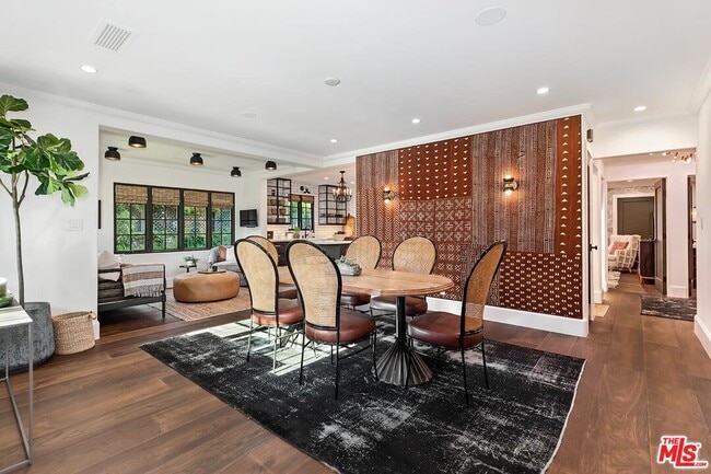 Building Photo - 4416 Arcola Ave