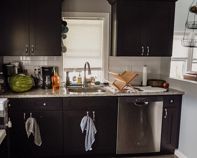 Window over the sink! - 27 Bayview Ave