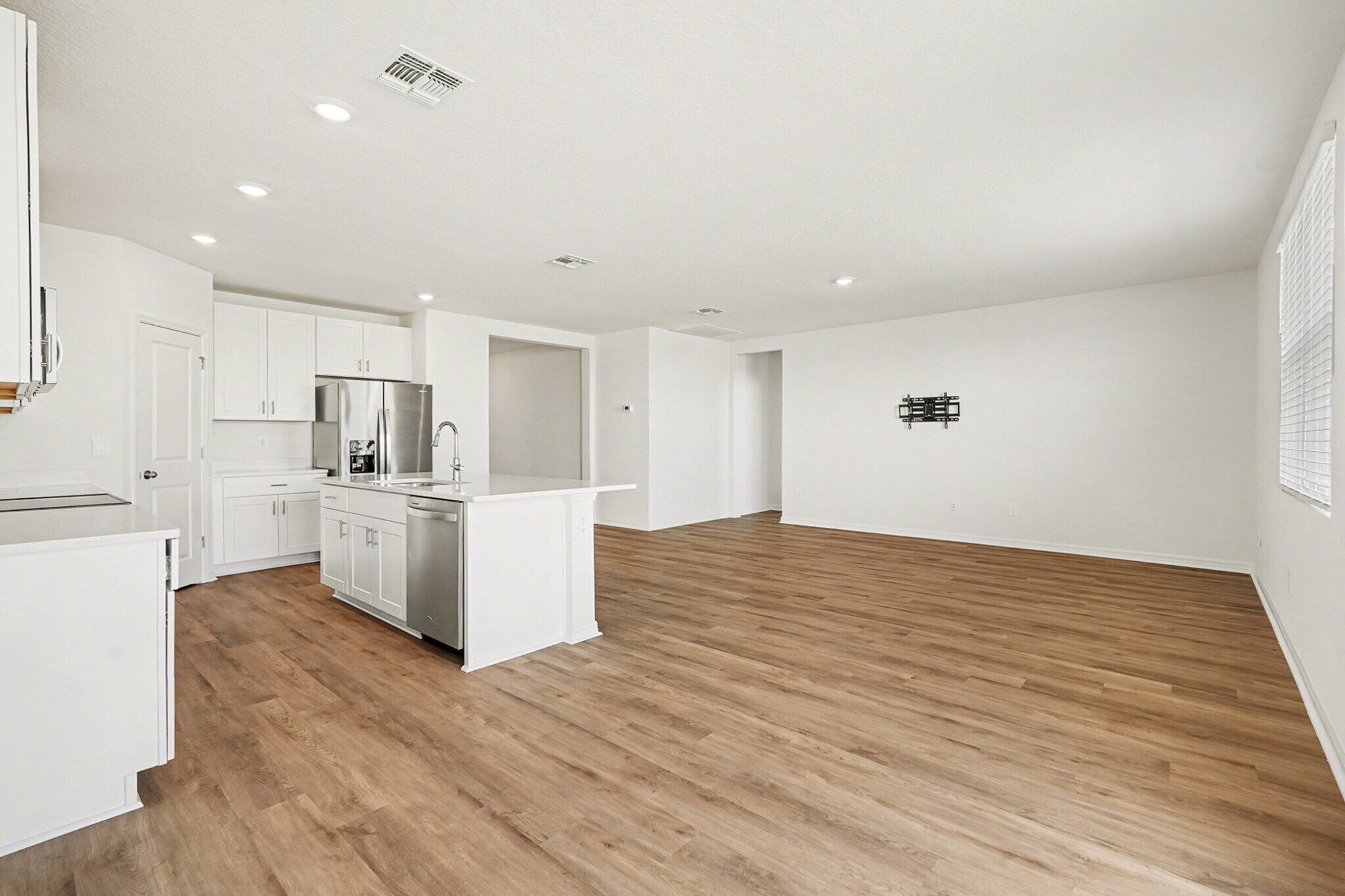 Building Photo - 31599 Wild Grape Ln