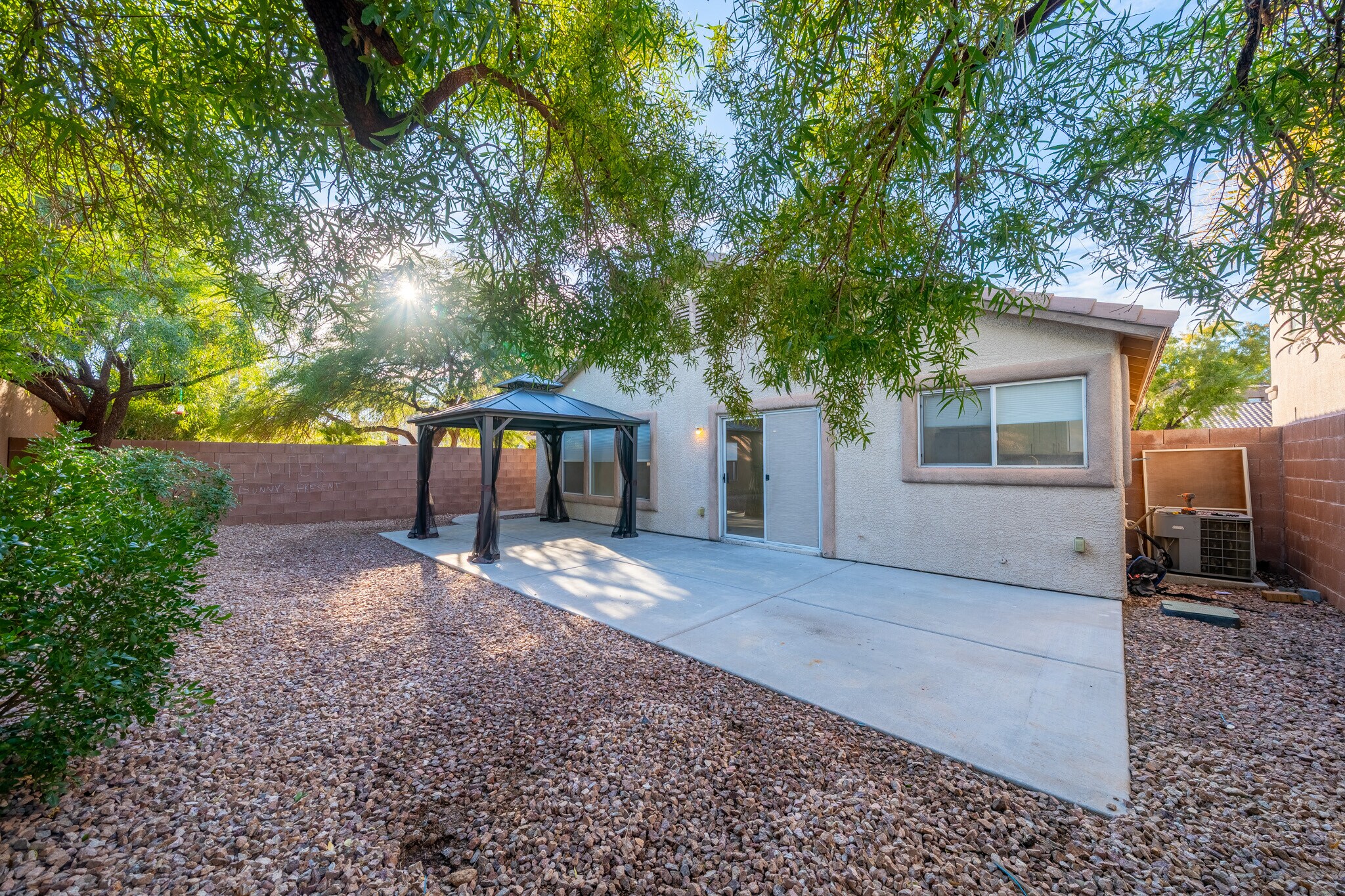 Building Photo - 504 Lacabana Beach Drive