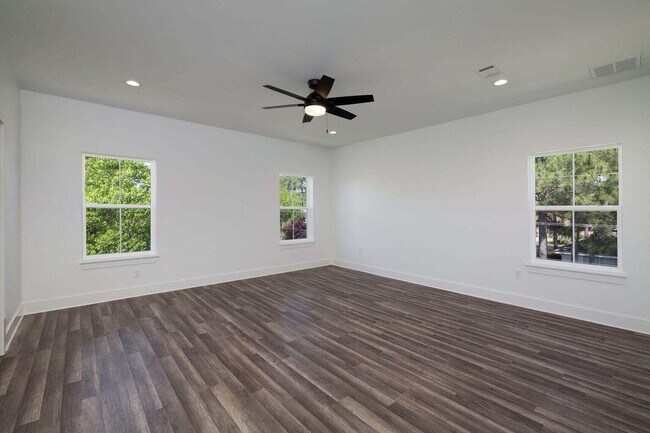 Building Photo - 278 Calusa Blvd