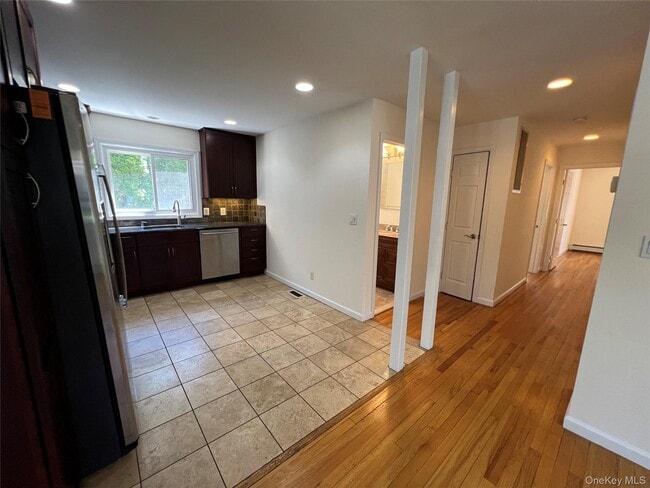 Building Photo - 5 Dunes Ln