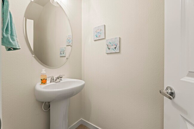 Building Photo - 4920 little rock Way