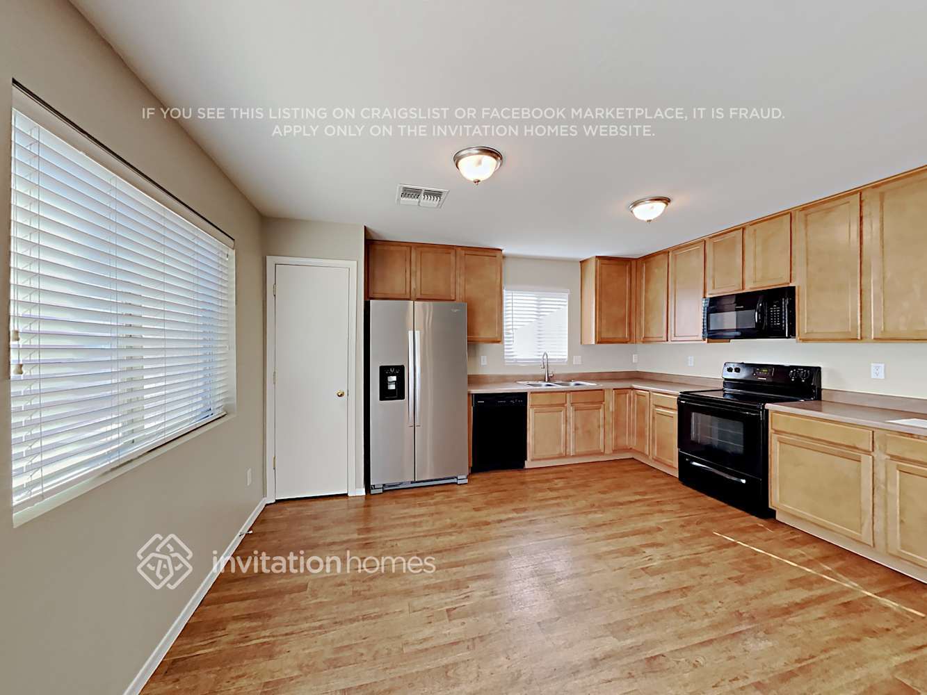 Building Photo - 3831 W Naomi Ln