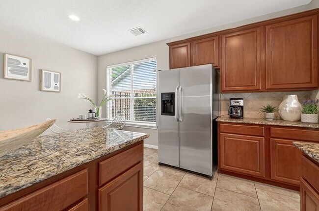 Building Photo - 111 S Rocky Point Cir