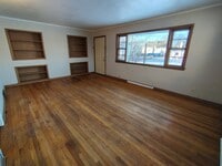 Building Photo - 2710 N Rockton Ave