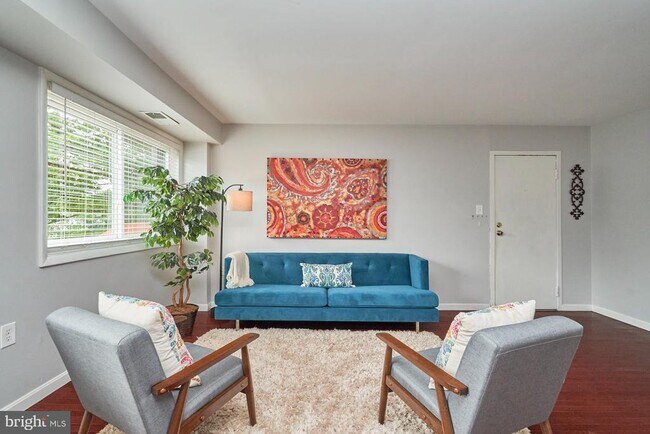 Building Photo - 3340 S 28th St