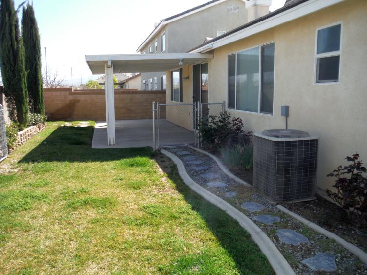 Building Photo - 44218 Amethyst St