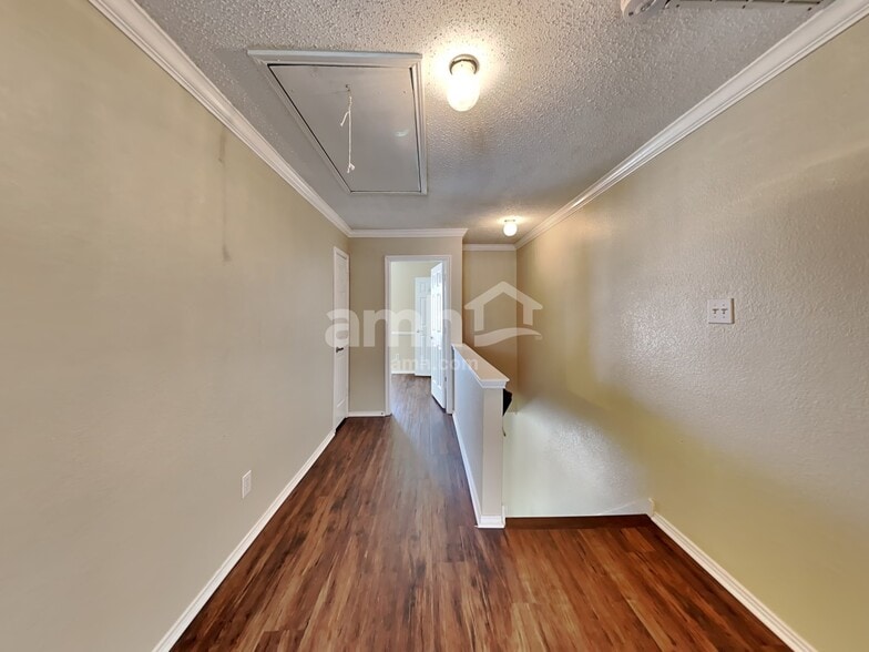 Building Photo - 8605 Arcadia Park Dr
