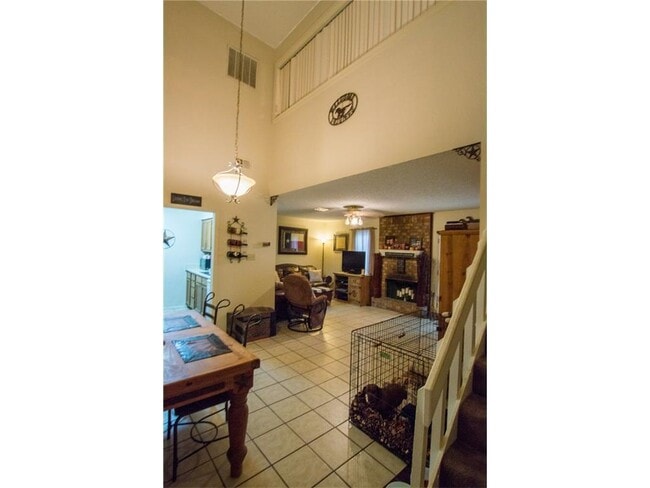 Building Photo - 1433 Yeomans Rd