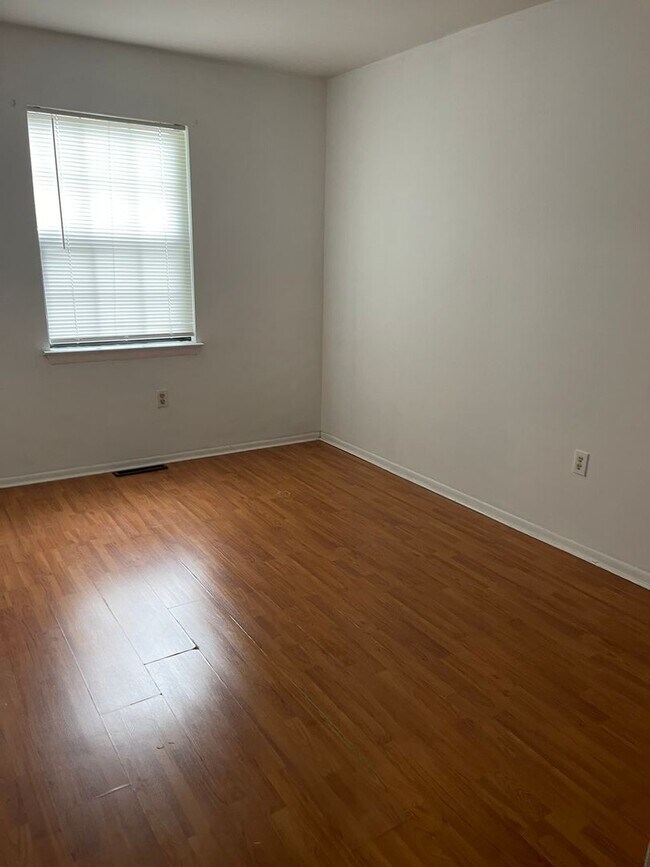 Building Photo - Single Family in Bear
