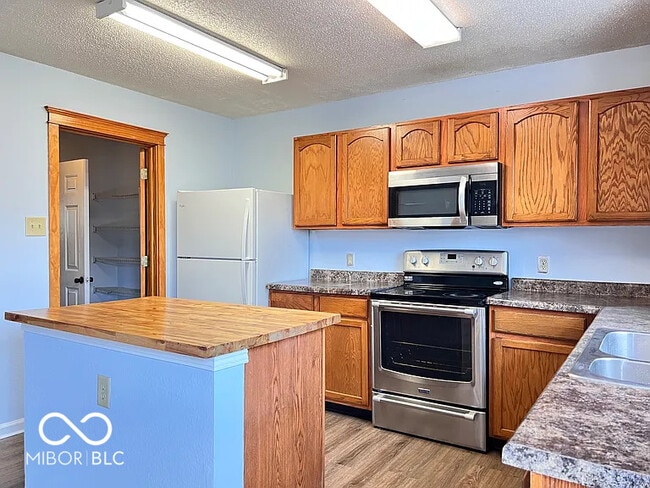 Building Photo - 8729 Liberty Mills Dr