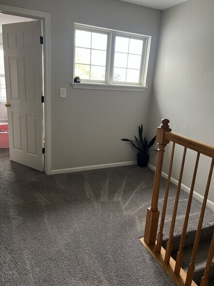 Building Photo - 2128 Fulham Dr