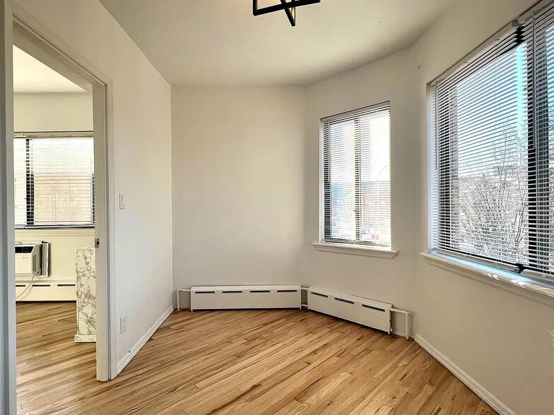 Building Photo - 2249 37th St